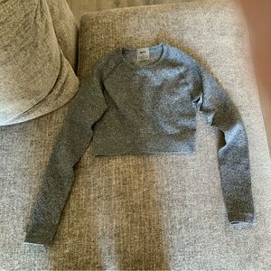 Aim’n Cropped Workout Shirt